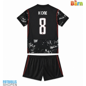 Billiga Kanada Ismael Kone #8 Bortatröja Barn VM 2026 Kortärmad (+ Korta byxor)